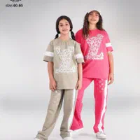 شابلون زن ماهر و کارگر ساده