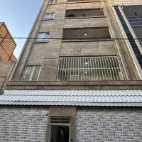 اپارتمان۱۰۳متر/دوخواب/تک واحدی