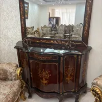 آیینه و کنسول در حد نو
