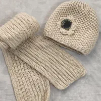 کلاه و شالگردن همگی نو و سالم|لباس|مشهد, خواجه ربیع|دیوار