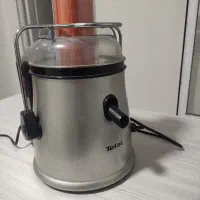 آبمیوه گیری Tefal   پرقدرت ۶۰۰ وات مدل ZN440|آبمیوه‌گیر و آب‌مرکبات‌گیر|تهران, کوی بیمه|دیوار