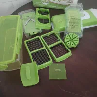 خرد کن وسبد برای سرخ کردن سیب زمینی