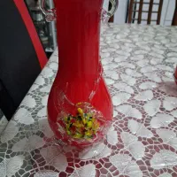 سلام یک گلدان قرمز قشنگ شیشه دکوری قیمت ۸۰۰