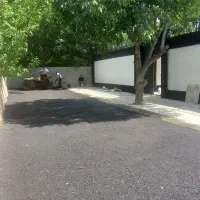 ایزوگام و آسفالت و تراشه وقیرپاشی و محوطه سازی