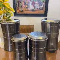 ست استیل آشپزخانه(سطل زباله و برنج و قند و شکر)