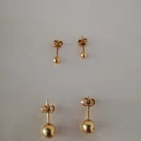 انگشترطلا وگوشواره میخی به قیمت تابلو فروشی