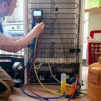 تعمیرات سیار انواع یخچال با بیش از۱۰ سال تجربه|خدمات پیشه و مهارت|چابهار, |دیوار