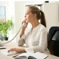 استخدام منشی خانم در مرکز زیبایی و لیزر