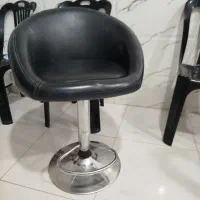 سه عدد صندلی  .تخت شو وچرخشی