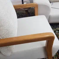 رنگکاری مصنوعات چوبی مبل میزناهارخوری وپله دوبلکس