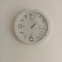 ساعت دیواری