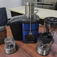 فروش فوری آبمیوه گیری Hofner چهار کاره