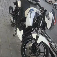 آپاچی  مدل ۸۹سفید رنگ ۱۸۰سی سی