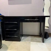 میز تحریر های گلاس رنگ مشکی