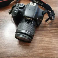 دوربین Canon 550D سالم
