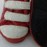 کفش و لباس دخترانه نو