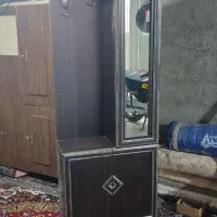 جاکفشی و اویز لباس