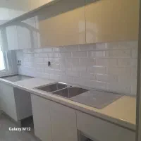 نصاب ماربل شیت ،سرامیک بین کابینتی ،سنگ انتیک|خدمات پیشه و مهارت|شیراز, سینما سعدی|دیوار