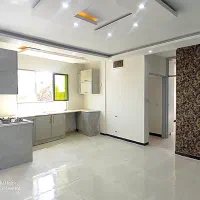 ۶۰متر/۲خواب/روبنما/۱۰مترحیاط خلوت/وامدارفاز۱