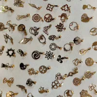 کادویی روز زن و مادر/ پلاک طلای ۱۸ عیار