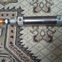 جک پنوماتیک قلمی ۳عدد|ابزارآلات|کوچصفهان, |دیوار