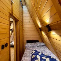 اجاره کلبه سوئیسی دوخواب(کد حمید)|اجارهٔ کوتاهمدت ویلا و باغ|بندر انزلی, نامجو|دیوار