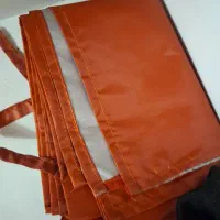 پیشبند ارایشگاه اصلن استفاده نشده