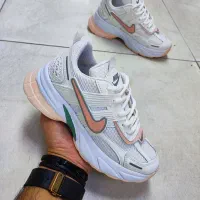 نایک v2k سایز37تا40|کیف، کفش، کمربند|سنندج, |دیوار