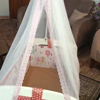 تخت گهواره‌ای نو وسالم