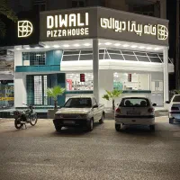 استخدام نیروی فست فود به همراه آموزش