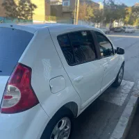 ساندرو مدل ۹۵کارکرد ۱۰۷۰۰۰اتومات|خودرو سواری و وانت|کرج, بنیاد|دیوار