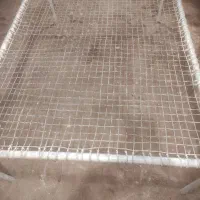 تخت سیمی