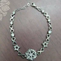 دستبند و گردنبند