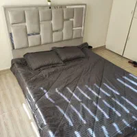 تخت دو نفره با تشک خوشخواب رویال