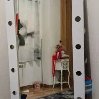 قاب و آینه ۸۰در ۱۸۰
