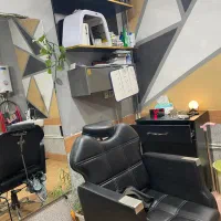 دکور آرایشگاهی در حد نو|آرایشگاه و سالنهای زیبایی|میاندوآب, |دیوار