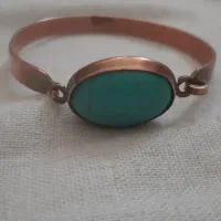 دستبند مسی با نگین فیروزه
