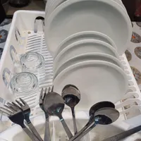 ابچکان و ظرف چینی