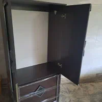 دراور لباس و ۳ کشو