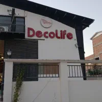 نقاش ماهر مبلمان