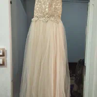 لباس حریرمجلسی|لباس|تربت‌حیدریه, باغ ملی|دیوار