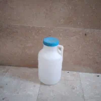 دبه ۸کیلویی و دبه خیارشور هم هست