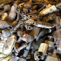 خرید و فروش کاتالیزور خاک و منبع ایرانی و خارجی...|قطعات یدکی و لوازم جانبی|اصفهان, احمدآباد|دیوار