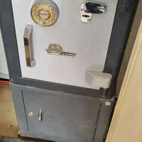 گاوصندوق کاوه اصل همراه با جعبه زیر