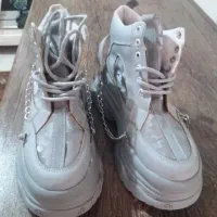 کتونی دخترانه گردندار کاملاسالم|کیف، کفش، کمربند|رشت, کوی غلام نیا|دیوار