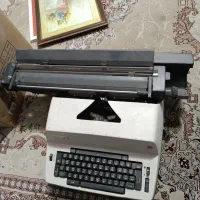 ماشین تایپ عتیقه برقی آنتیک سالم زیر قیمت
