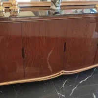 کنسول وآینه کلاسیک تمیز و شیک|بوفه، ویترین، کنسول|رشت, کاکتوس|دیوار