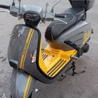 موتور وسپایی ۱۵۰ همتاز