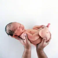 نیازمند خانم برای اجاره کردن رحمشان به مدت ۹ماه