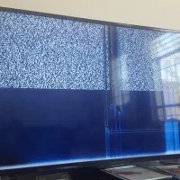 ال سی دی صفحه شکسته اما کاملا سالم قابل تعمیر